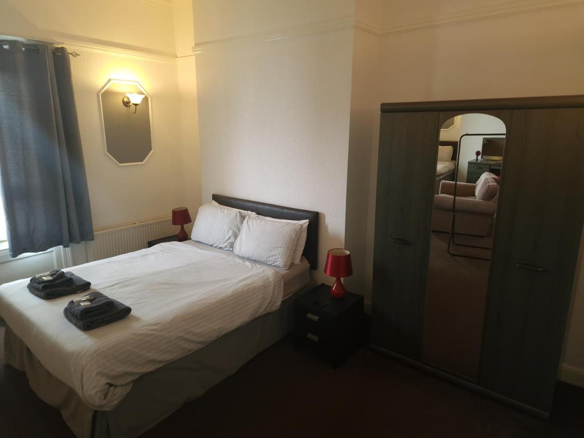 Highlander Hotel Скарборо Экстерьер фото